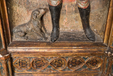 Grand retable en tryptique en bois polychrom&eacute; et dor&eacute; figurant Saint-Jean-Baptiste, la Vierge et Saint-Roch, Espagne, 1&egrave;re moiti&eacute; du 16&egrave;me