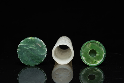 Diffuseur de parfum en jade blanc au couvercle et base en jade vert &eacute;pinard, Chine, Qing