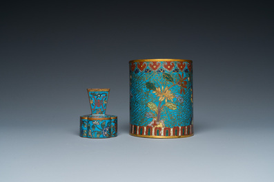 A Chinese cloisonn&eacute; brush pot, a small vase and a patinated copper dish, 19/20th C.