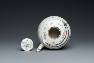 A Chinese famille rose teapot and cover, Luo Yong Fa Hao 羅永發號 mark, 19th C.