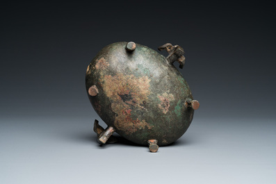Bol &agrave; nourriture rituel de type 'Dui' en bronze, Chine, P&eacute;riode des Royaumes combattants
