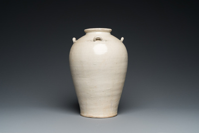 A Vietnamese white-glazed pottery vase with four ring handles, Ly, 11/13th C.