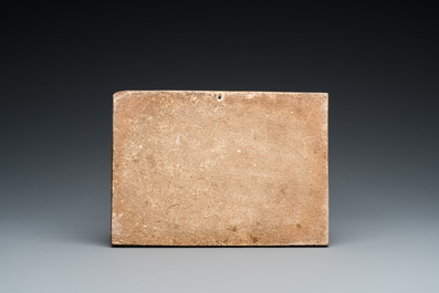 Plaque de forme rectangulaire en fa&iuml;ence polychrome d'Utrecht &agrave; d&eacute;cor de 'La C&egrave;ne', vers 1800
