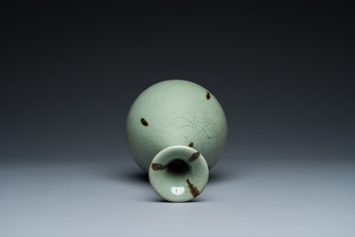 A Chinese russet-splashed celadon-glazed 'yuhuchunping' vase, 19th C.