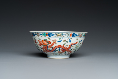 A Chinese wucai 'dragon' bowl, Daoguang mark and of the period