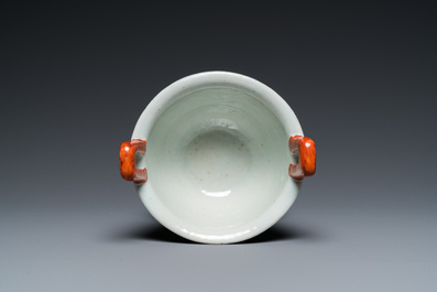 A Chinese doucai tripod censer, Chenghua mark, 19/20th C.