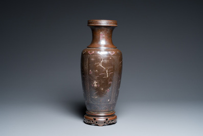 A Chinese copper- and silver-inlaid 'Shisou' bronze vase for the Vietnamese market, Rongtai 榮泰 mark, 19th C.