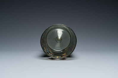 Verre de type 'humpen' &eacute;maill&eacute; au double aigle, Allemagne, probablement Boh&egrave;me, dat&eacute; 1636