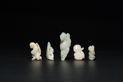 Five Chinese jade carvings, 19/20th C.