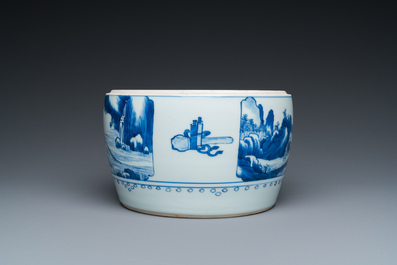 Terrine en porcelaine de Chine en bleu et blanc, Kangxi