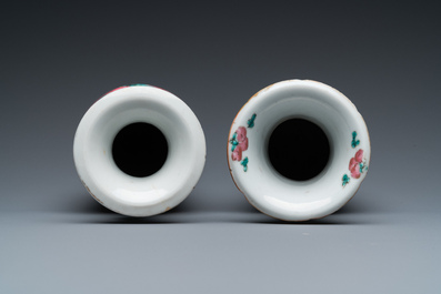 Deux vases en porcelaine de Chine famille rose pour le march&eacute; Straits ou Peranakan, 19&egrave;me