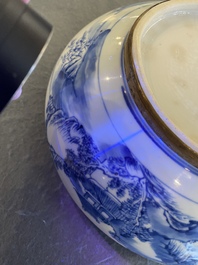 A Chinese silver-mounted blue and white 'Bleu de Hue' bowl and cover for the Vietnamese market, 19th C.