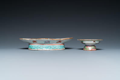 Quatre plats et deux bols en porcelaine de Chine famille rose, 19/20&egrave;me