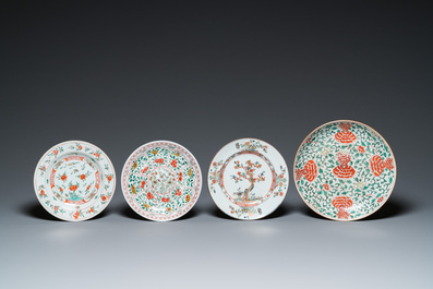 Un plat, trois assiettes et six soucoupes en porcelaine de Chine famille verte, Kangxi