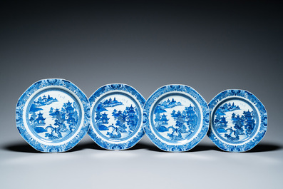 Een Chinees blauw-wit 53-delig servies, Qianlong