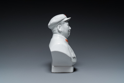 A Chinese white-glazed bust of Mao Zedong, Cultural Revolution