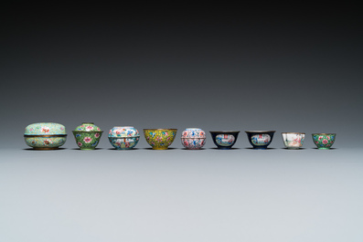 Belle collection de bols et de coupes en &eacute;maux de Canton, Chine, Qianlong et post&eacute;rieur
