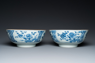 A pair of Chinese blue and white bowls, a pair of plates and a pair of verte biscuit groups, Kangxi/Qianlong