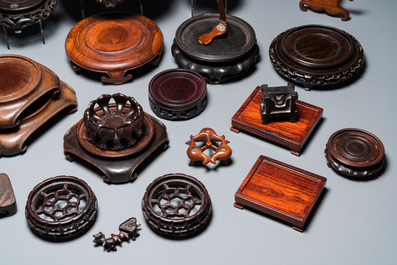 A collection of fine Chinese wooden stands, 18/20th C.