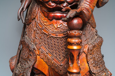 A very large Chinese gilt-lacquered wood figure of Weituo, 17th C.