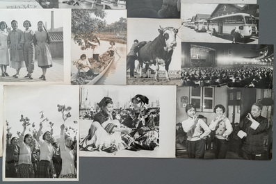 24 photos en noir et blanc de l'agence de presse Hsinhua de la R&eacute;volution Culturelle, Chine