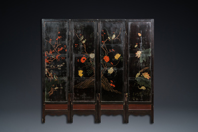 A Chinese painted wooden four-panel room divider, Qing