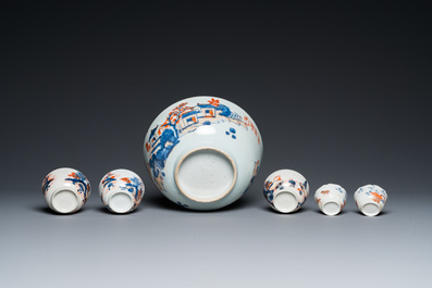 An extensive collection of mostly blue and white Chinese porcelain, Kangxi and later