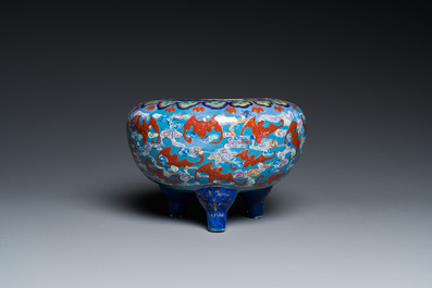 A Chinese blue-ground Canton enamel dish and a censer, Yongzheng/Qianlong