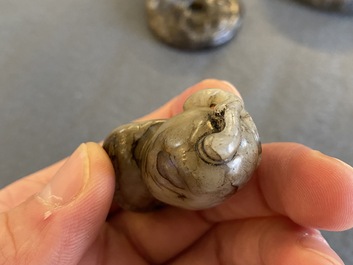 A Chinese jade brush pot, a bangle and two carvings, 19/20th C.