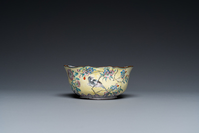 A Chinese yellow-ground Canton enamel bowl, Yongzheng/Qianlong