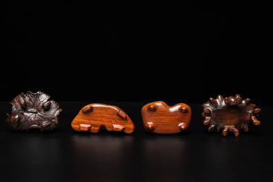 Quatre sculptures en jade figurant des chats, un buffle et une carpe, Chine, Qing