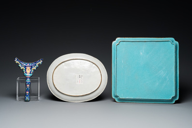 Two Chinese Canton enamel dishes, a ewer, a mirror handle and a stacking box, 18/19th C.