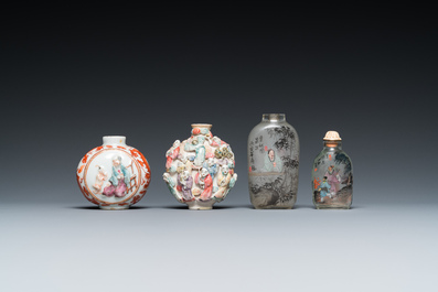 Four Chinese famille rose and inside-painted glass snuff bottles, 19/20th C.