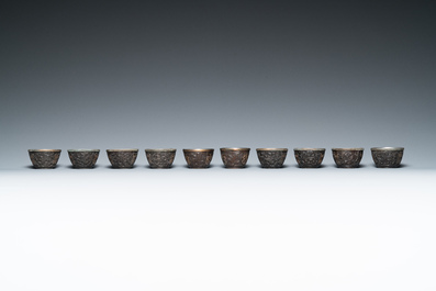 20 Chinese coconut 'Shou' cups in wooden presentation boxes, 19/20th C.