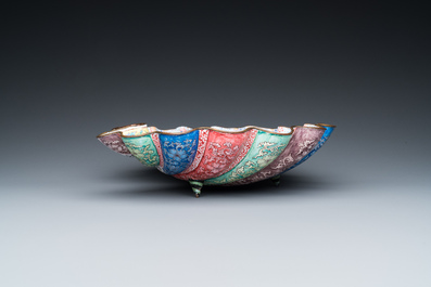 A Chinese Canton enamel shell-shaped basin and a helmet-shaped ewer, Qianlong