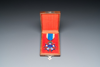 A Chinese Merit Medal 1st class, its 1918 award document and the book: Views of Henan, 1920