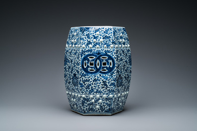 A Chinese blue and white hexagonal garden seat with floral design, 19th C.