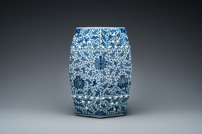 A Chinese blue and white hexagonal garden seat with floral design, 19th C.