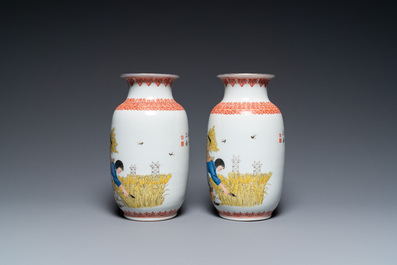 Trois paires de vases en porcelaine de Chine &agrave; d&eacute;cor de la R&eacute;volution Culturelle, marque de Zhong Guo Jing De Zhen Zhi 中國景德鎮製