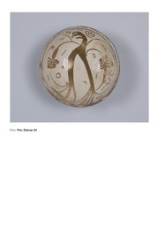 An early Hispano-Moresque lustre-glazed 'bird' bowl, Valencia, Manises, 15th C.