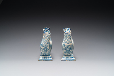 A pair of blue and white tulip vases, Germany, late 18th C.