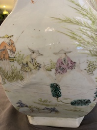 A Chinese hexagonal qianjiang cai 'hu' vase, signed Yi Long 義隆 and dated 1900