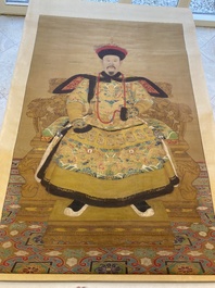 Ecole chinoise: 'Portrait de l'empereur Yongzheng', encre et couleurs sur soie, Qing