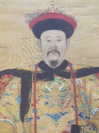 Ecole chinoise: 'Portrait de l'empereur Yongzheng', encre et couleurs sur soie, Qing