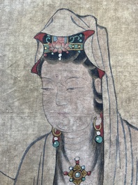 Chinese school: 'Bodhisattva uitkijkend over enkele godheden ', inkt en kleur op zijde, Qing