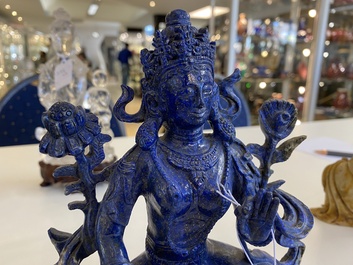 Sculpture de Bouddha en lapis lazuli et deux de Guanyin en pierre &agrave; savon et cristal de roche, Chine, 19/20&egrave;me