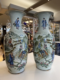 A pair of Chinese famille rose vases with two-sided design, 19/20th C.