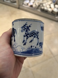 A Chinese famille rose 'Wu Shuang Pu' cup stand and a blue and white 'animals' box, 19th C.