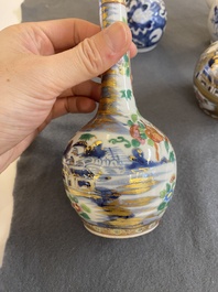 Quatre vases en porcelaine de Chine famille rose, un bol et une verseuse couverte en bleu et blanc, 19&egrave;me