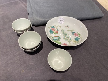Five Chinese famille rose 'nine peaches' bowls and a balsam pear plate, Ju Ren Tang 居仁堂製 mark, 19/20th C.